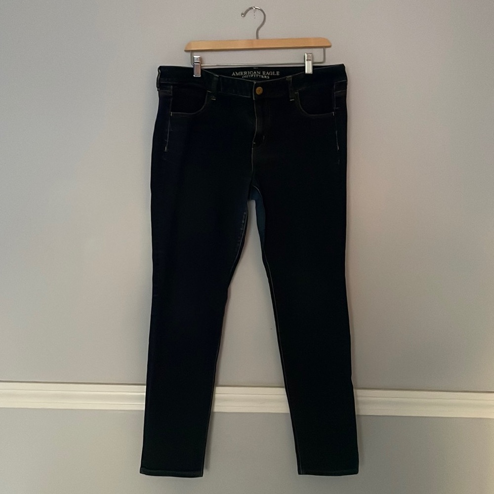 Dark Wash Super Stretch Jegging
